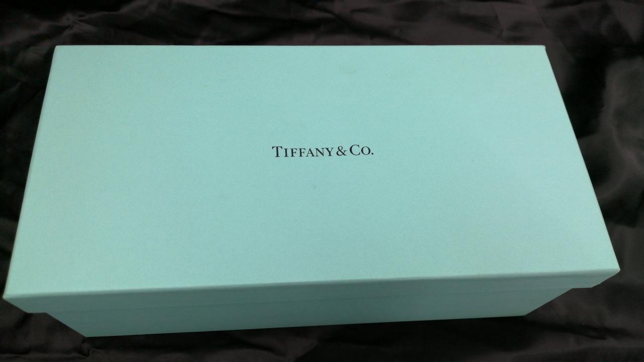 下BOX内側少し変形、色あせあり