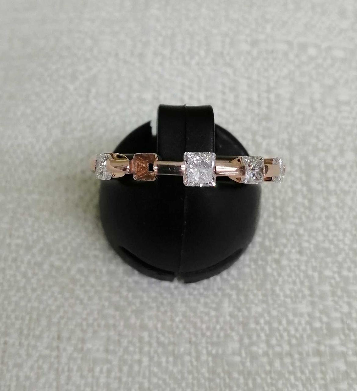 一つ石外れています。