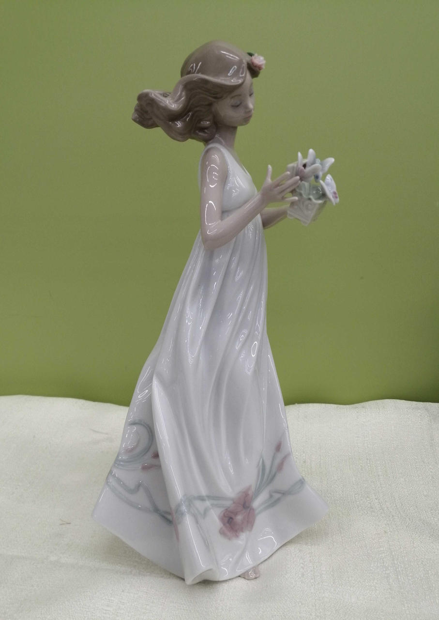 【新品未使用】LLADRO 私の宝もの 私の宝もの | リヤドロ公式オンライン