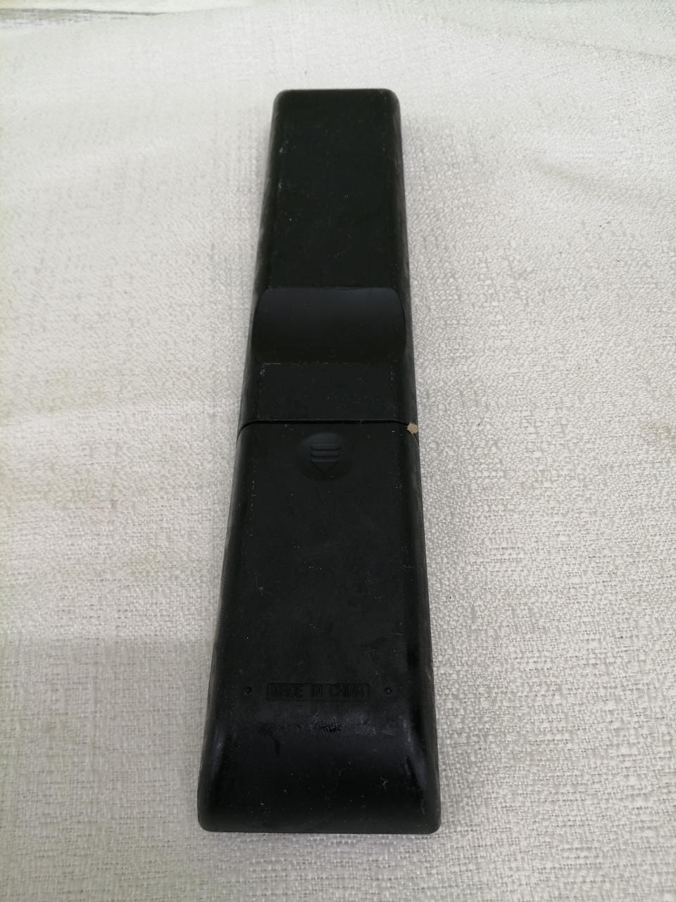 加水分解してベタベタです。