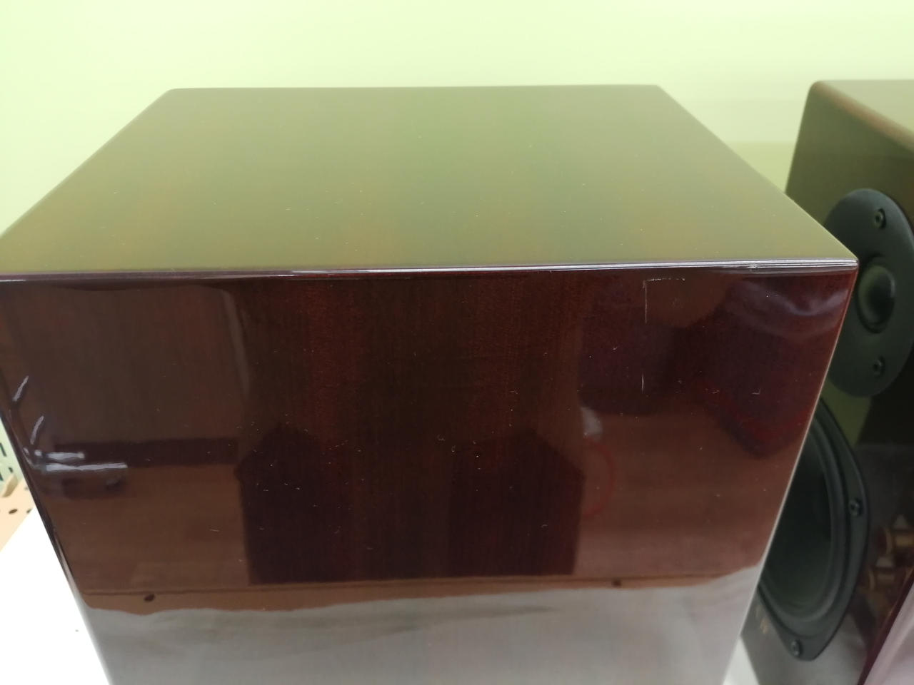 右上キズあります。