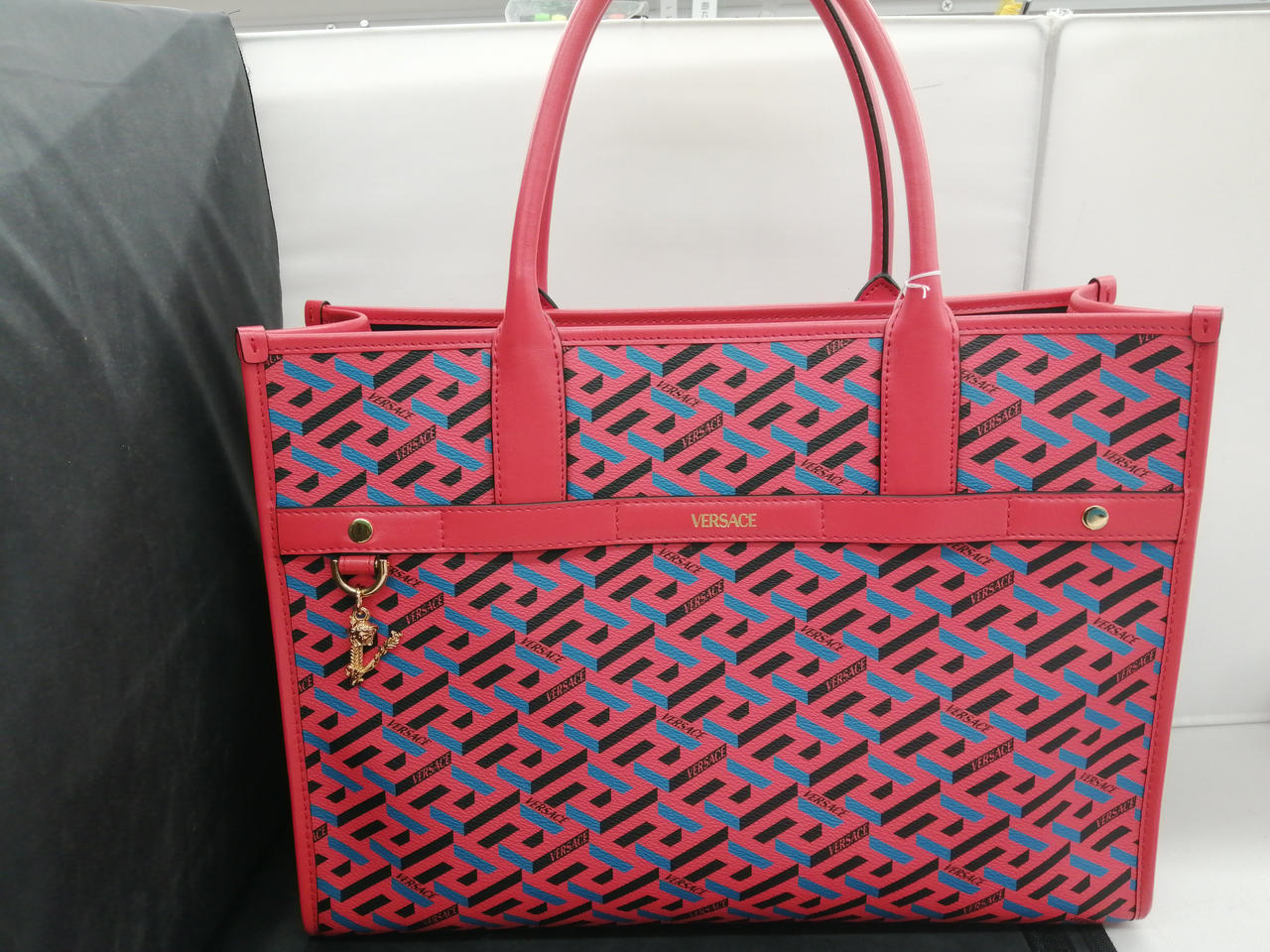VERSACE 型番：ラ　グレカ トートバッグ
