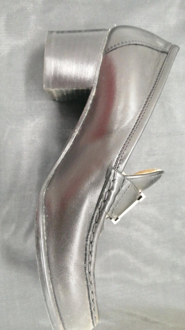 HERMES❋Hロゴグレインレザーローファー HERMES❋Hロゴグレインレザーローファー