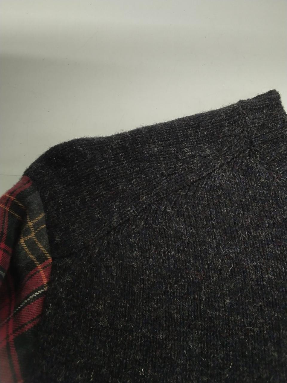 肩、ハンガーによる型崩れあり