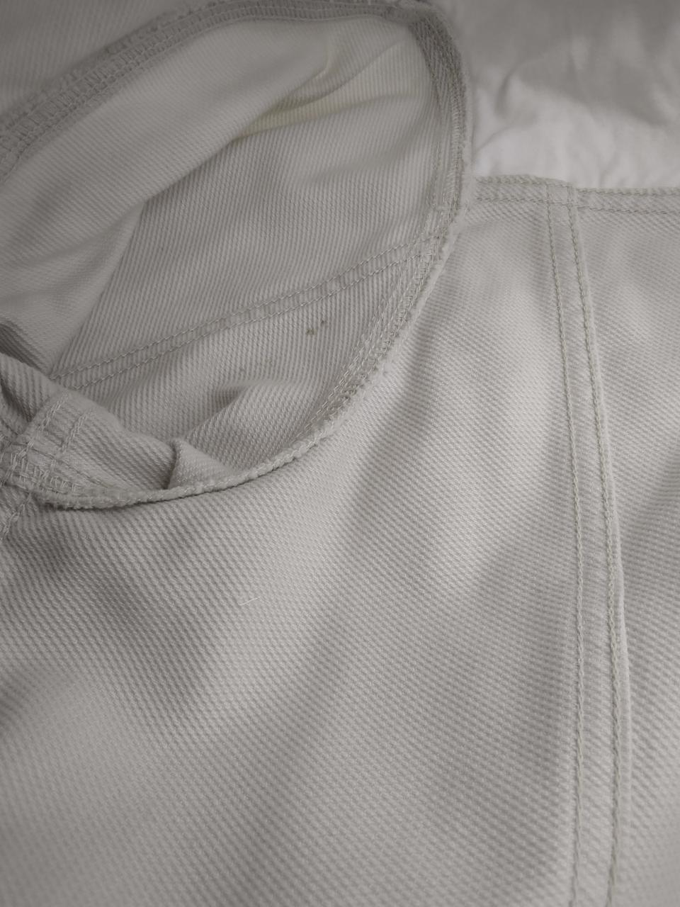 右腕アームホール汚れ