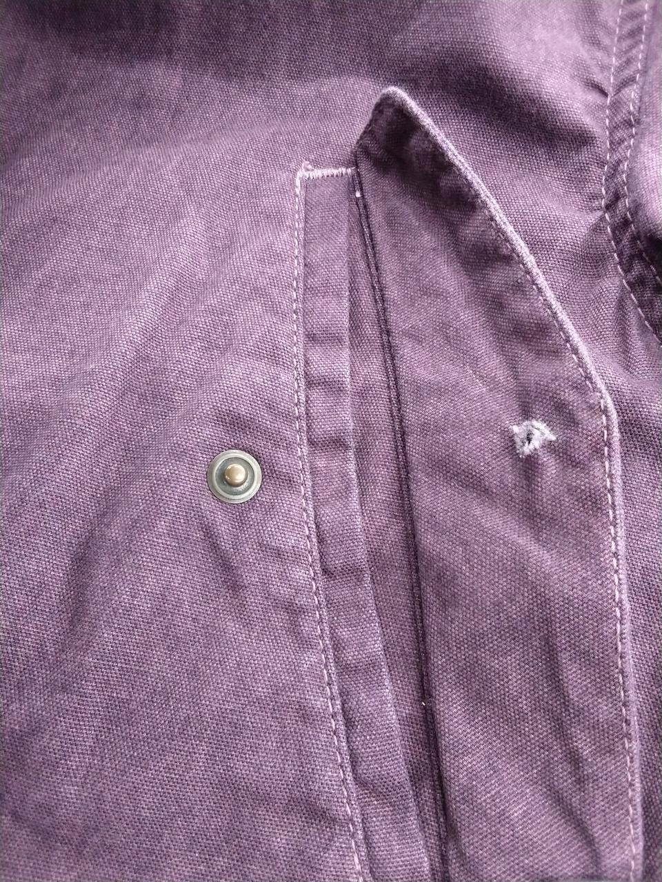 左ウォームポケット、ボタン受け破損