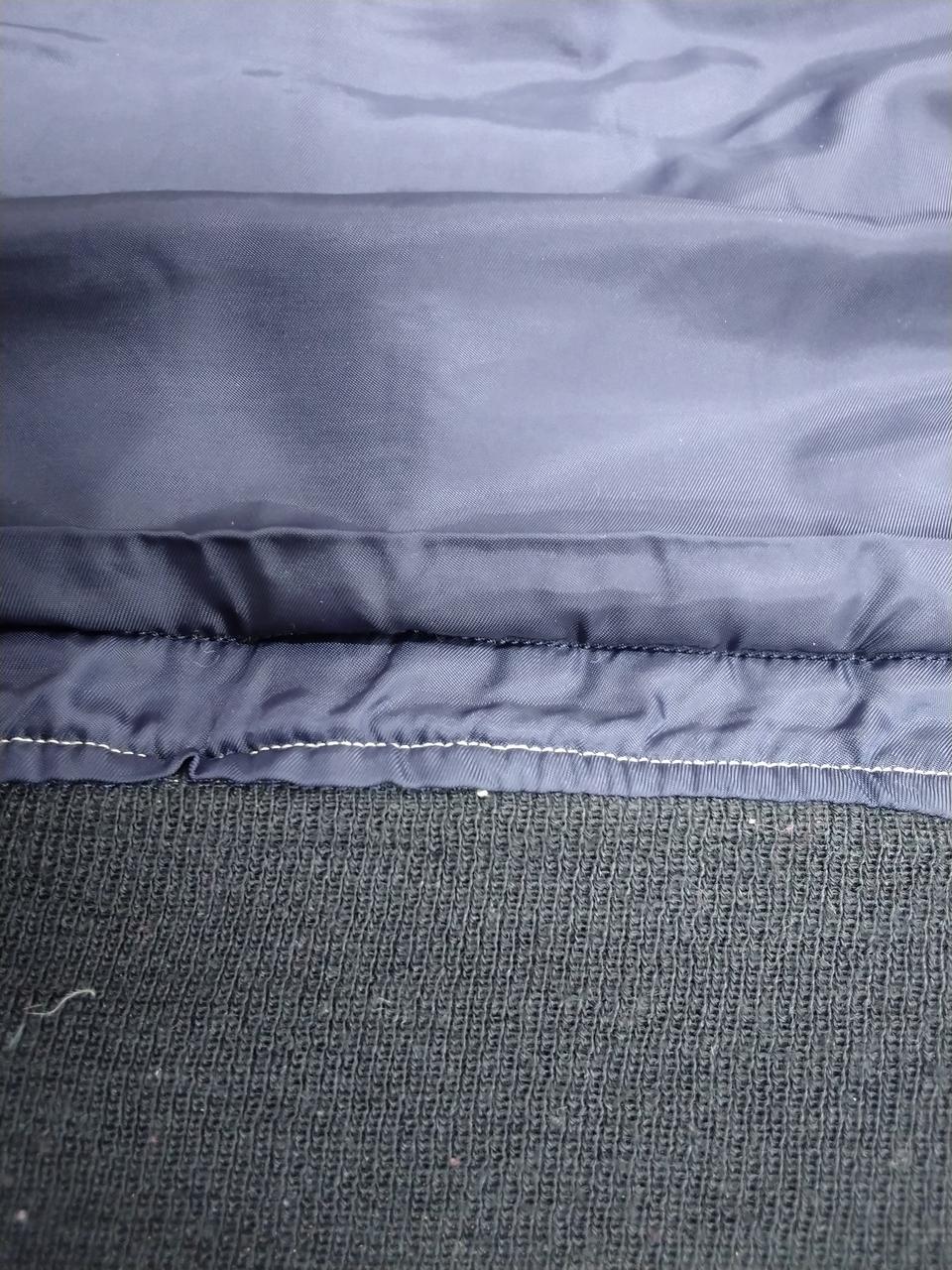 裏地の裾リブ周辺