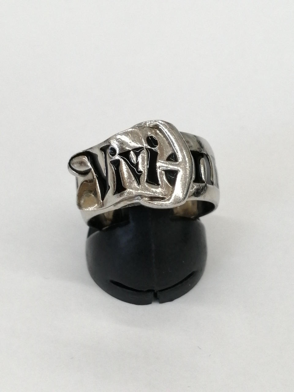 ベルトデザインになっています