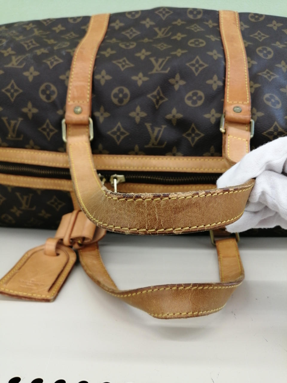 ハンドル/ダメージが見られます