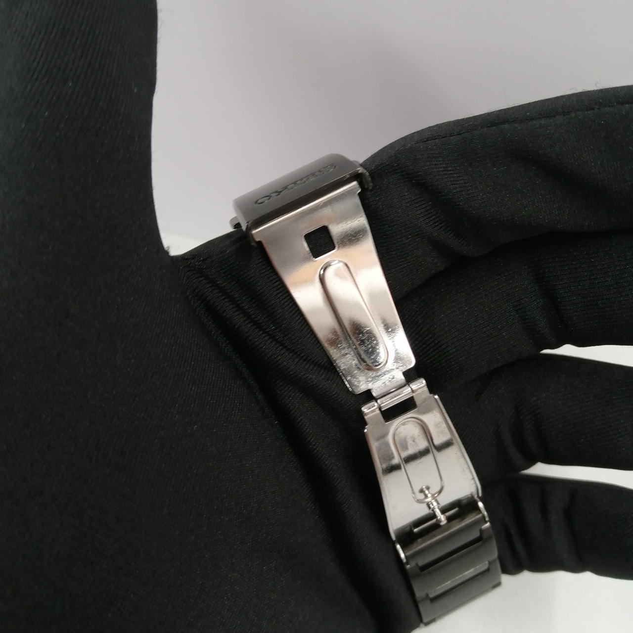 曇っているような汚れあります。