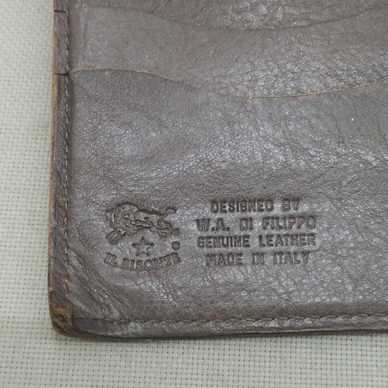 小キズ多くみられます