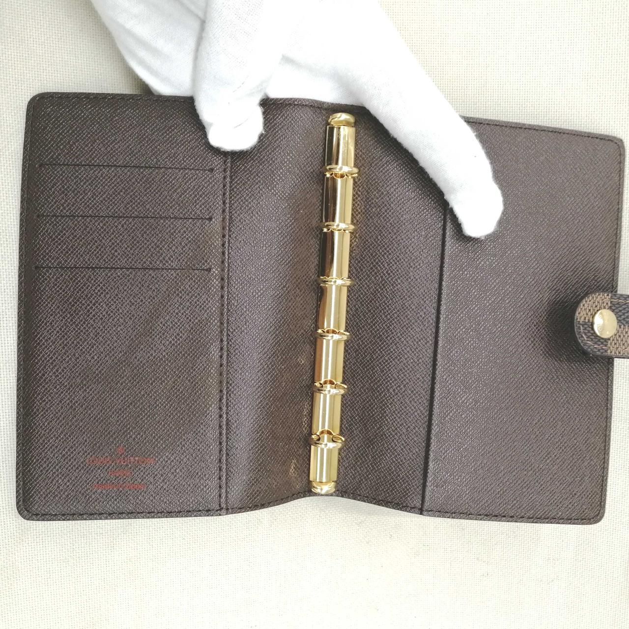 シミ、汚れあり