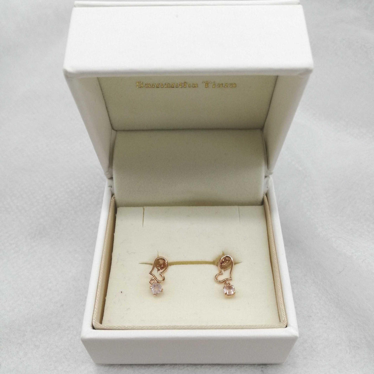 ◾️現行品◾️【Samantha Tiara】K18一粒エメラルドピアス ◾️現行品◾️【Samantha Tiara】K18一粒エメラルドピアス