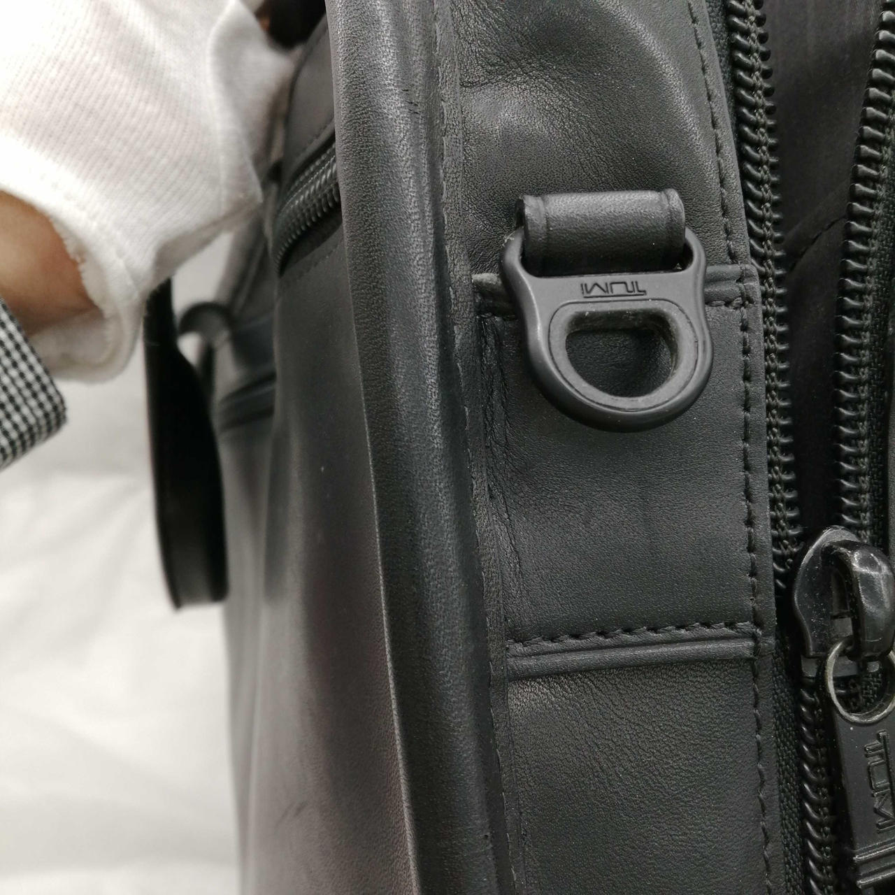 キズがみられます