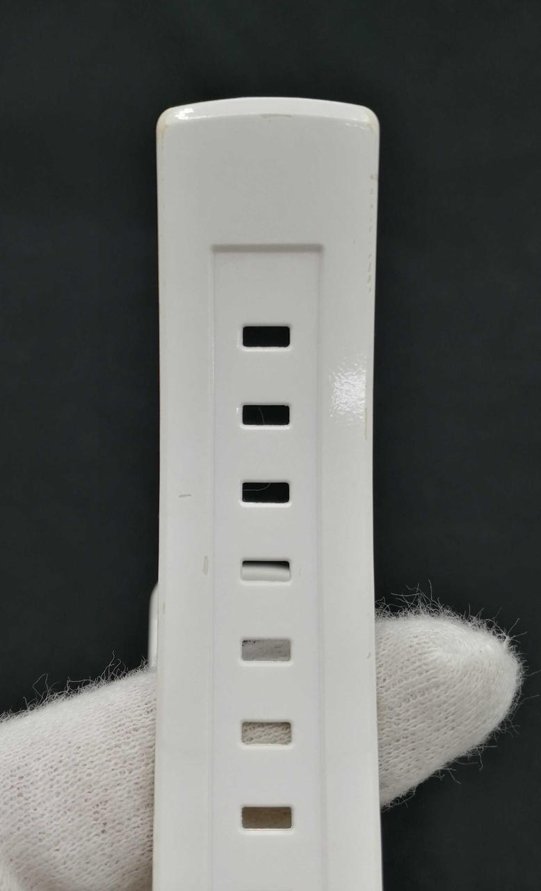 ベルトやや汚れあり