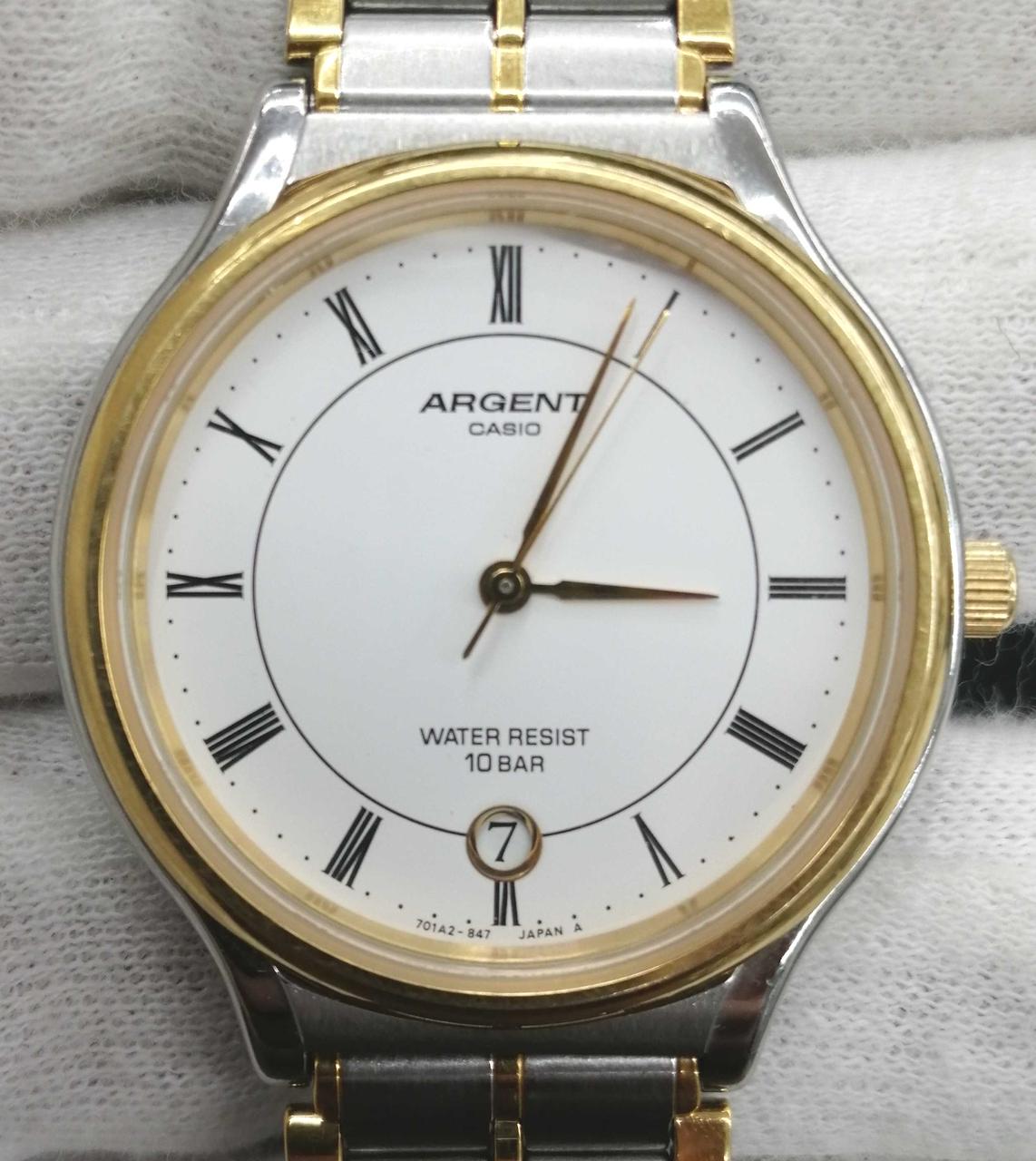 風防にややキズあり