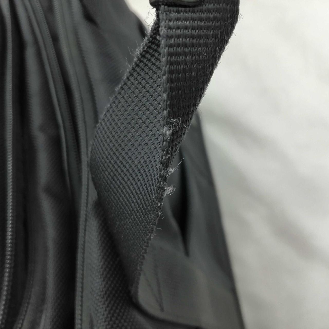 持ち手、少々使用感あります
