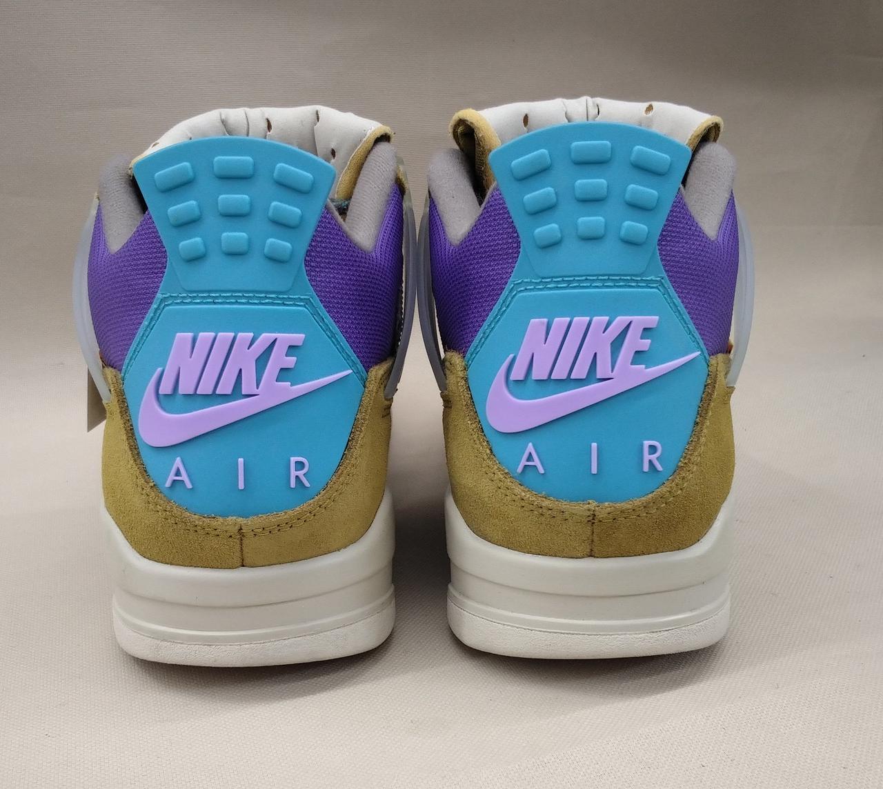 靴底に使用感が見られます。