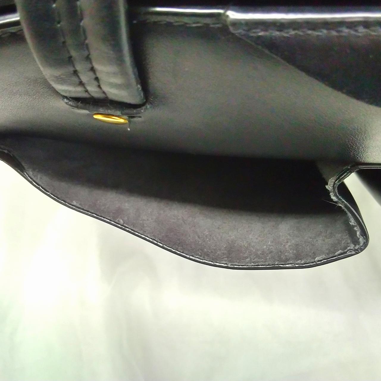 外ポケット内側毛羽立ち劣化あります