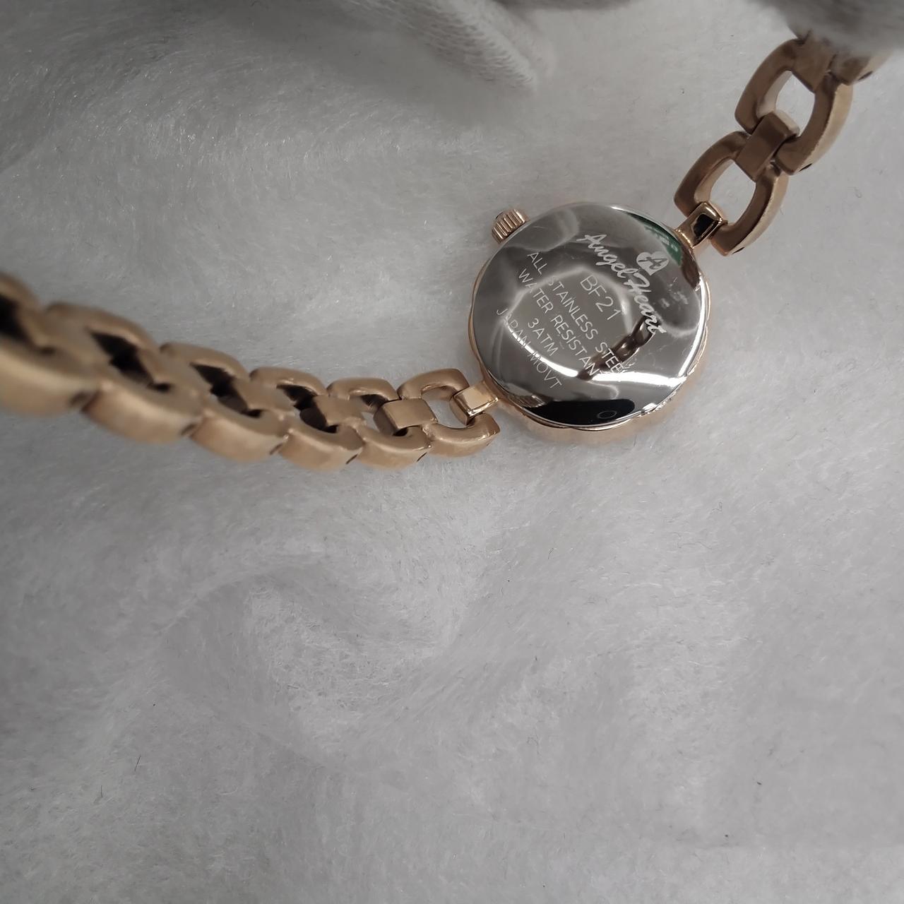 傷があります。