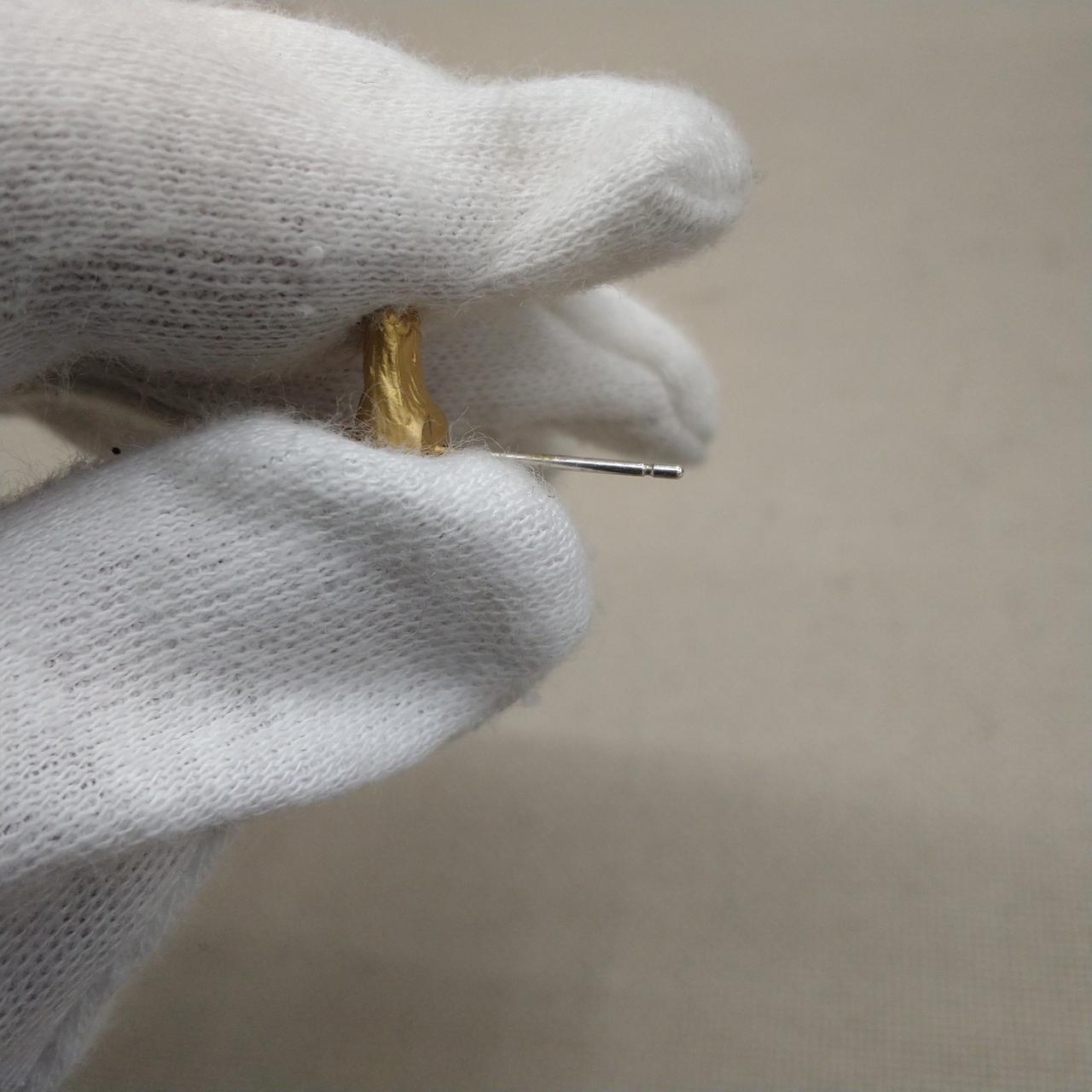 傷があります。