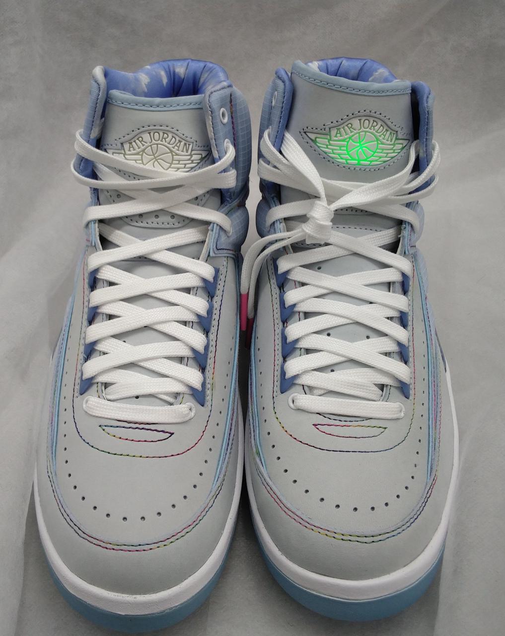 右の様に光ります