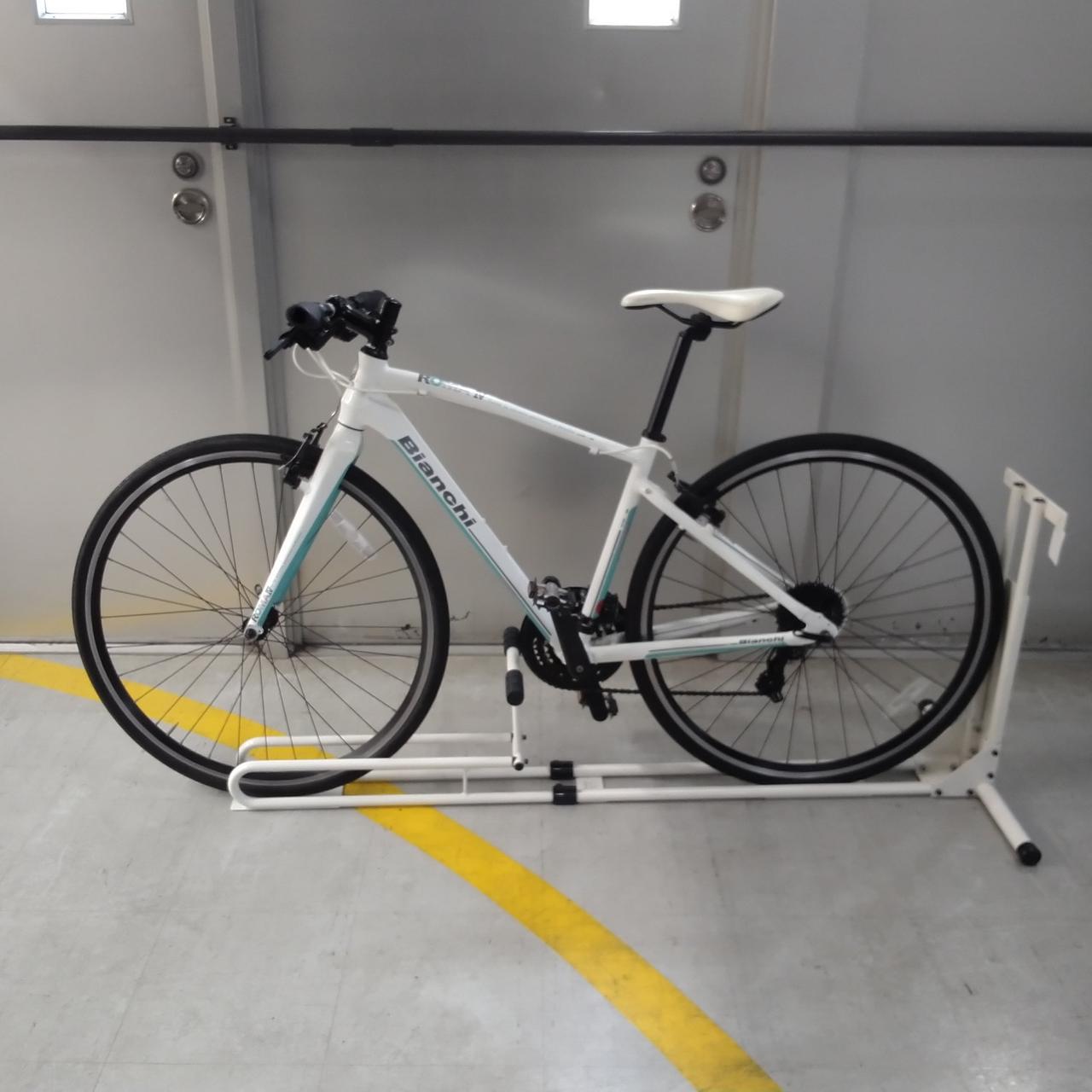 スタンドは含まれません