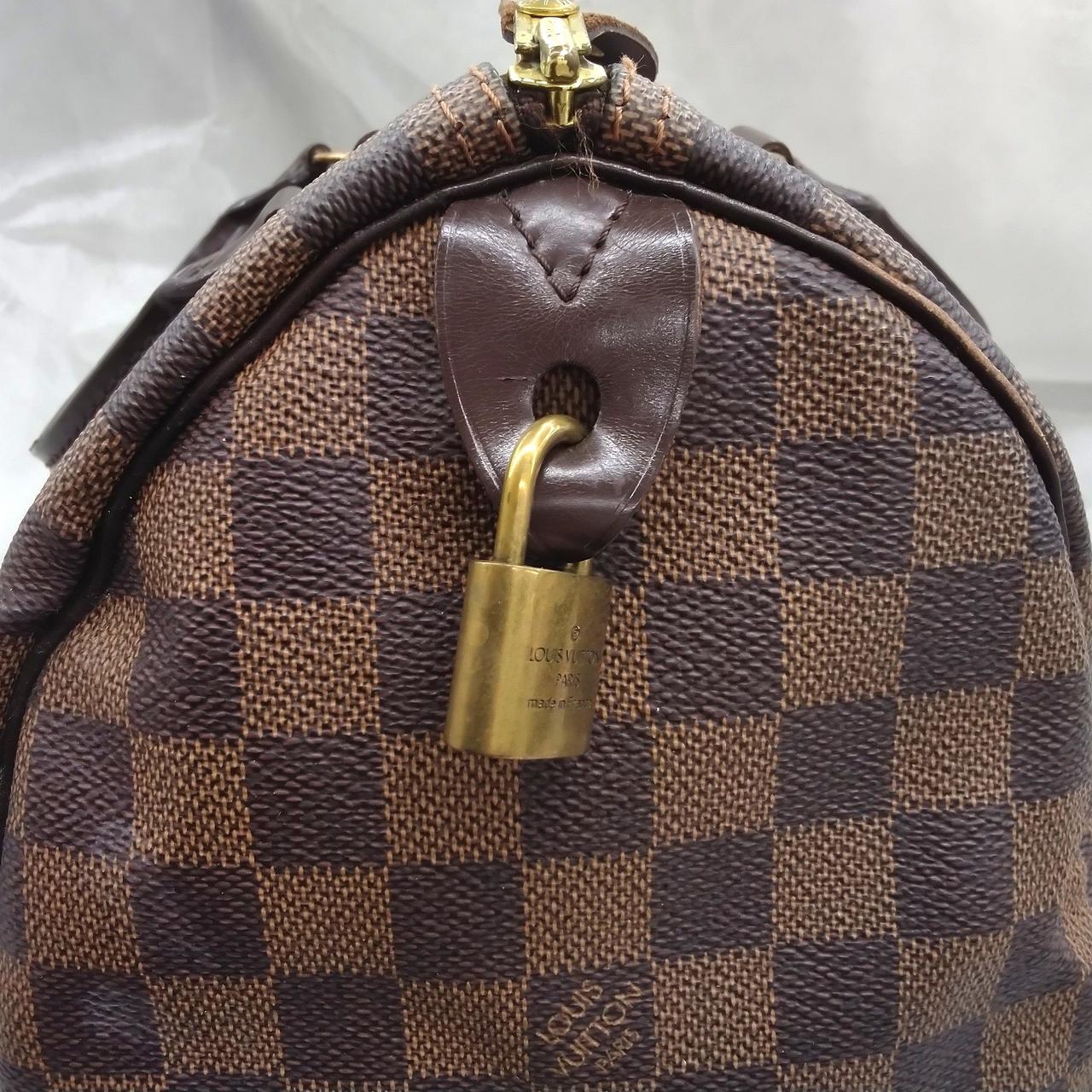 カデナの鍵はありません