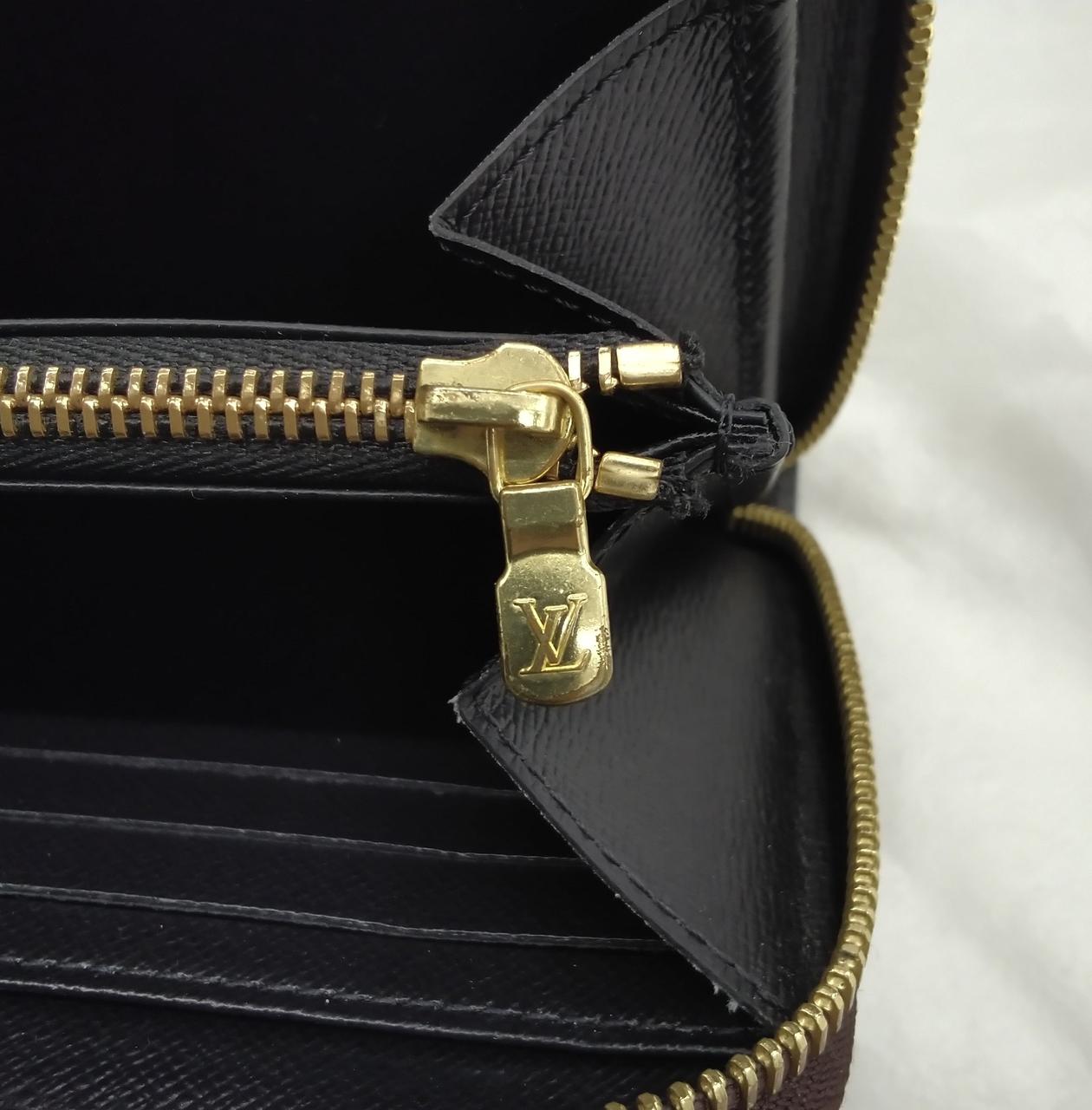 少し剥がれあります