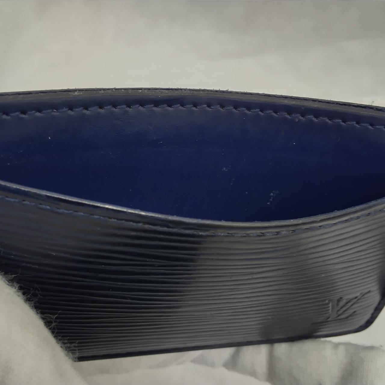 少し使用感あります