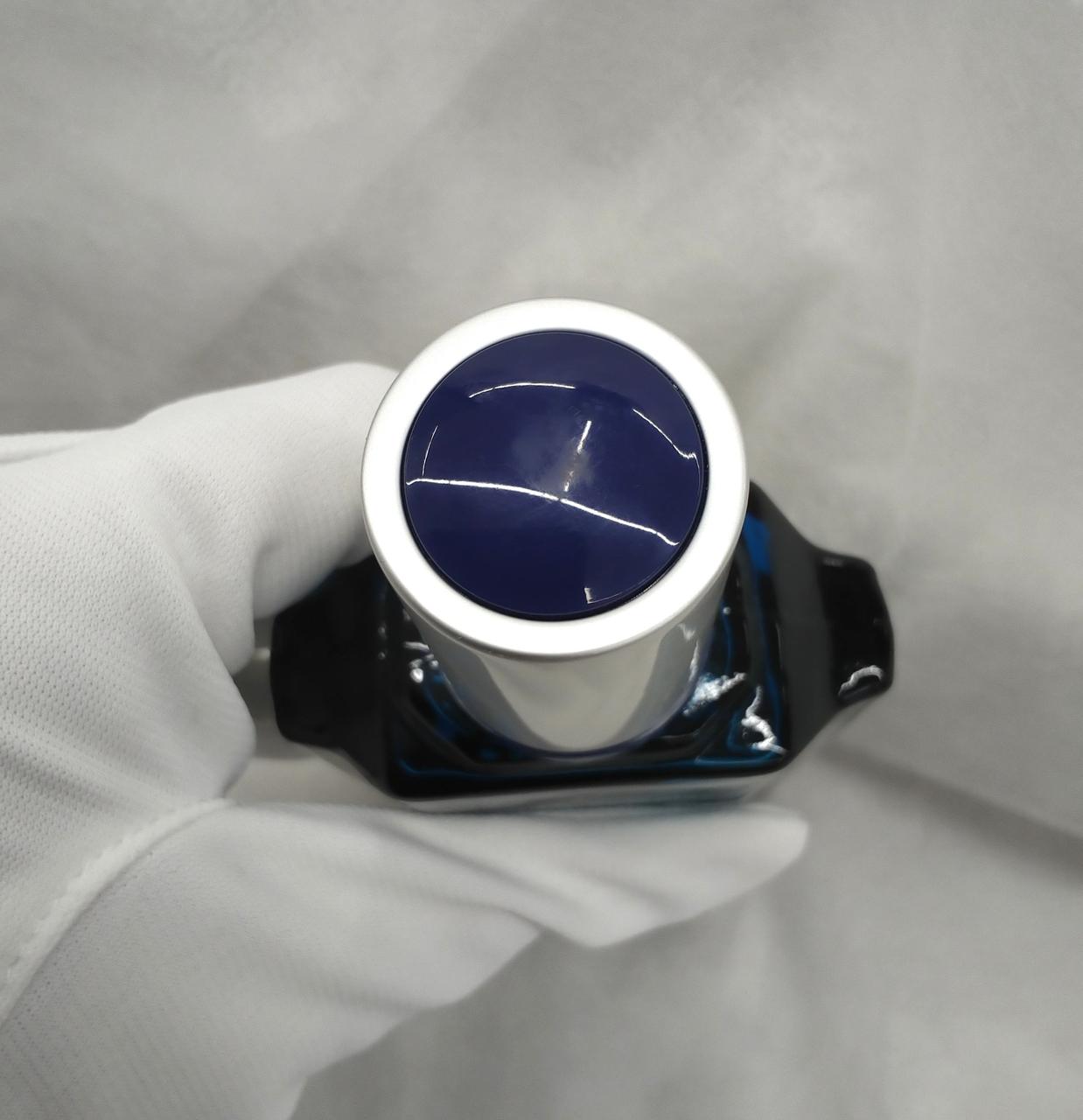 蓋上部擦り傷あります