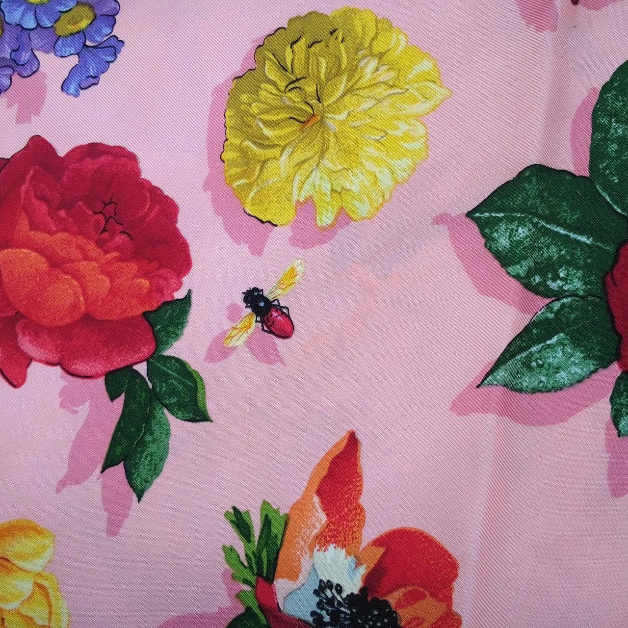 画面中央汚れあります