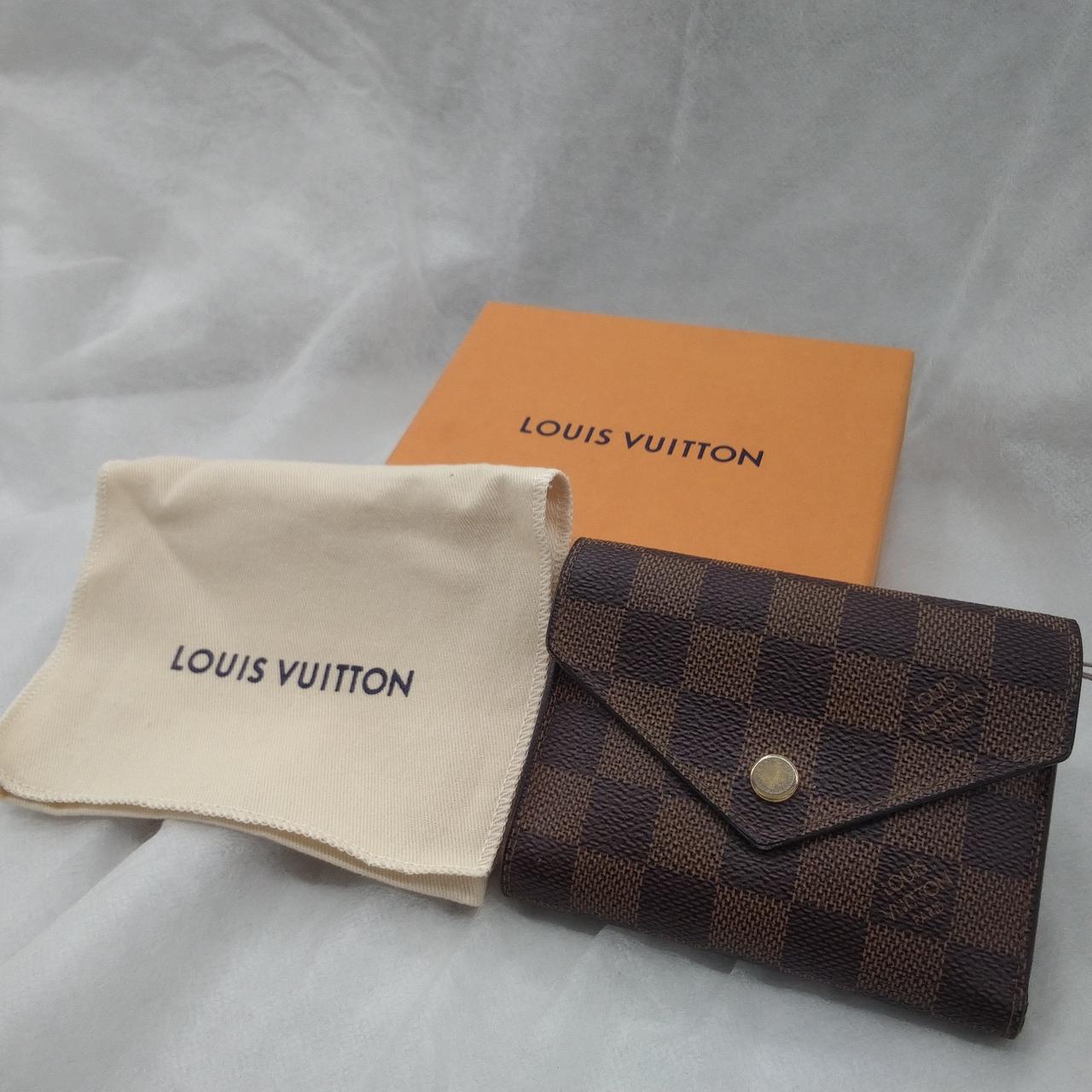 ルイヴィトン(LOUIS VUITTON)|ポルトフォイユ・ヴィクトリーヌ