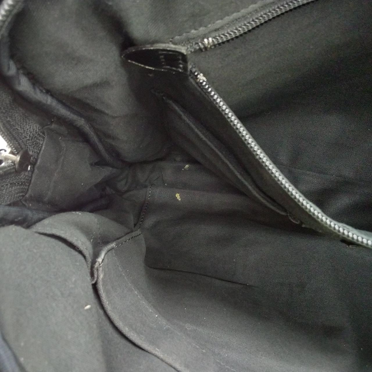 内側底部汚れあり