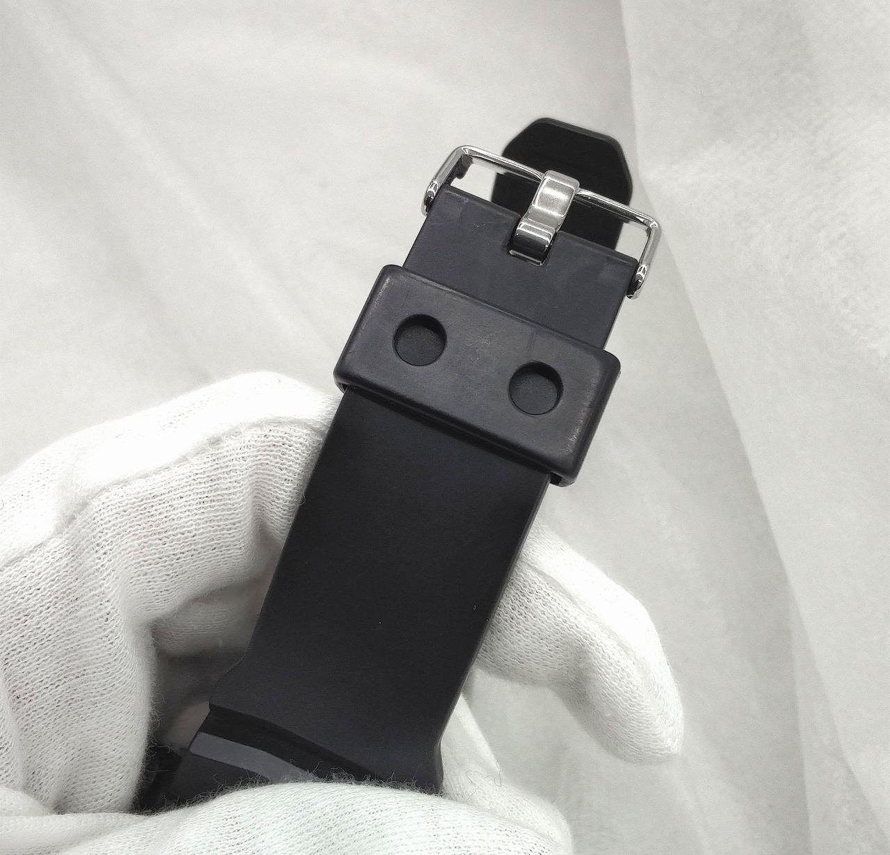 少し使用感あります