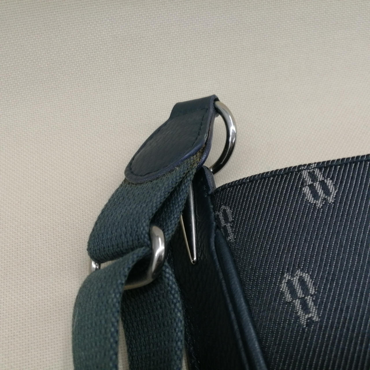 ハンティング・ワールド(HUNTING WORLD)|ショルダーバッグ