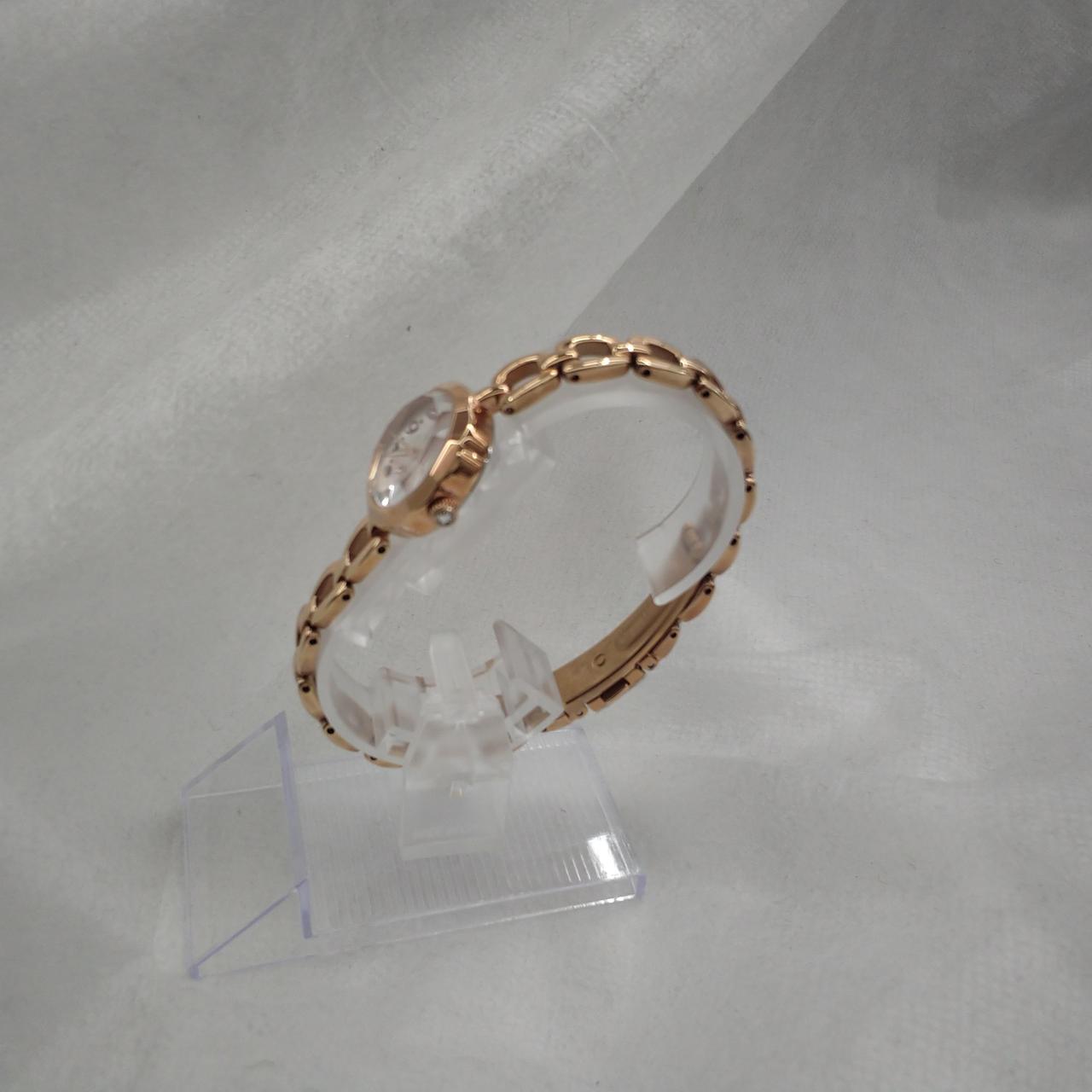 金属部分に使用感があります。