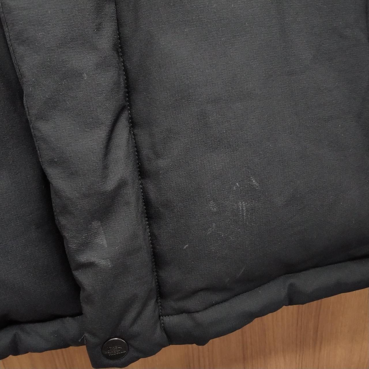 白い汚れがあります。