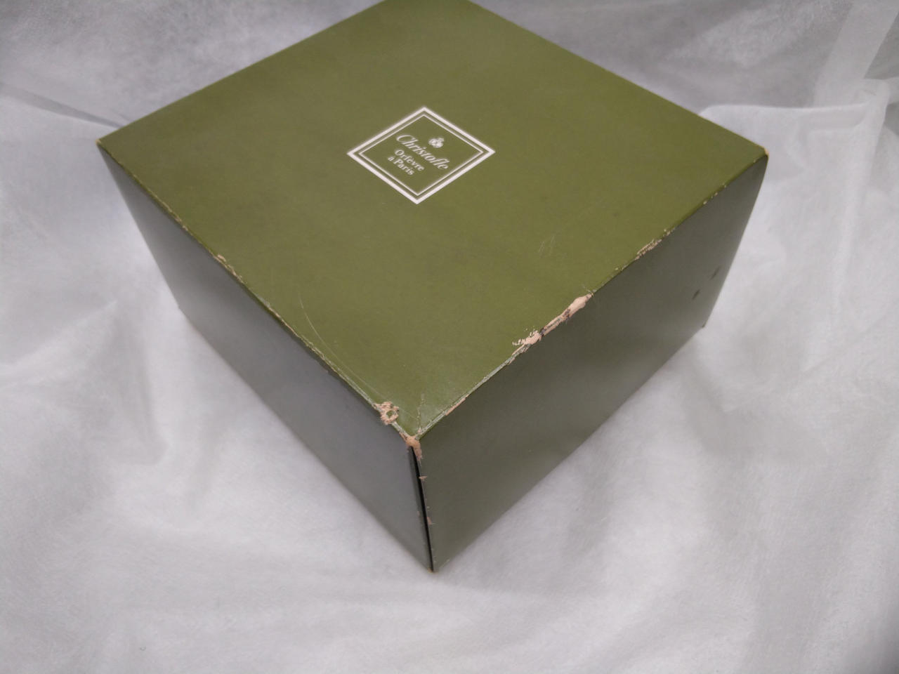 箱ダメージあります