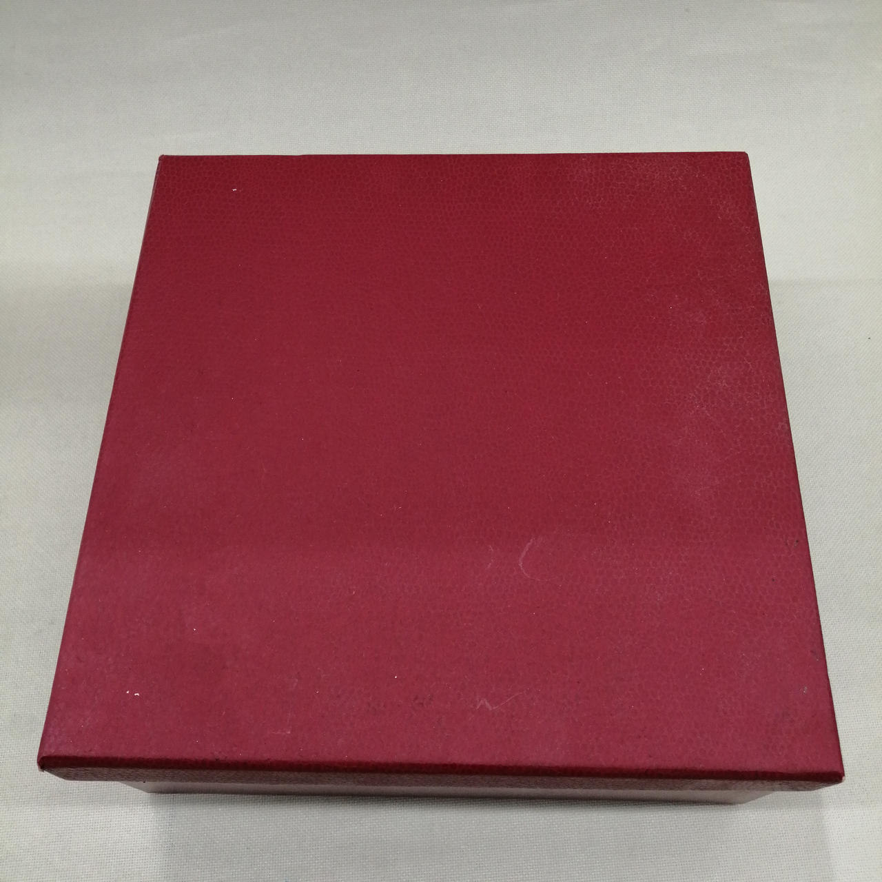 箱全体的にダメージあります