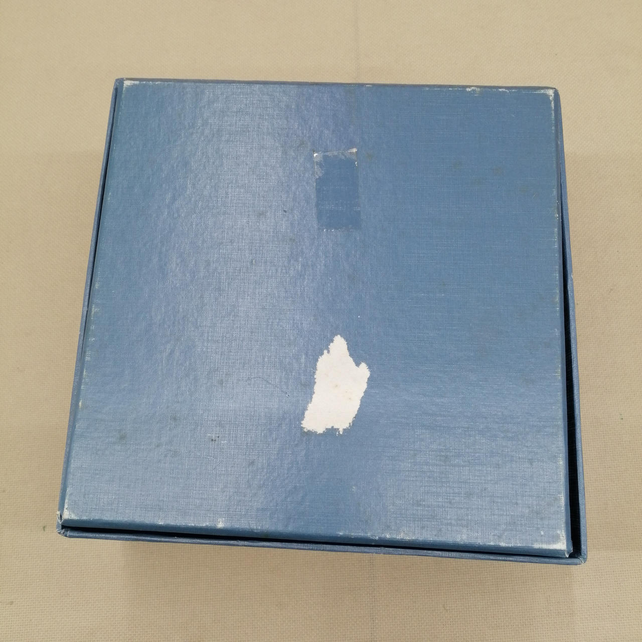 テープはがれあります