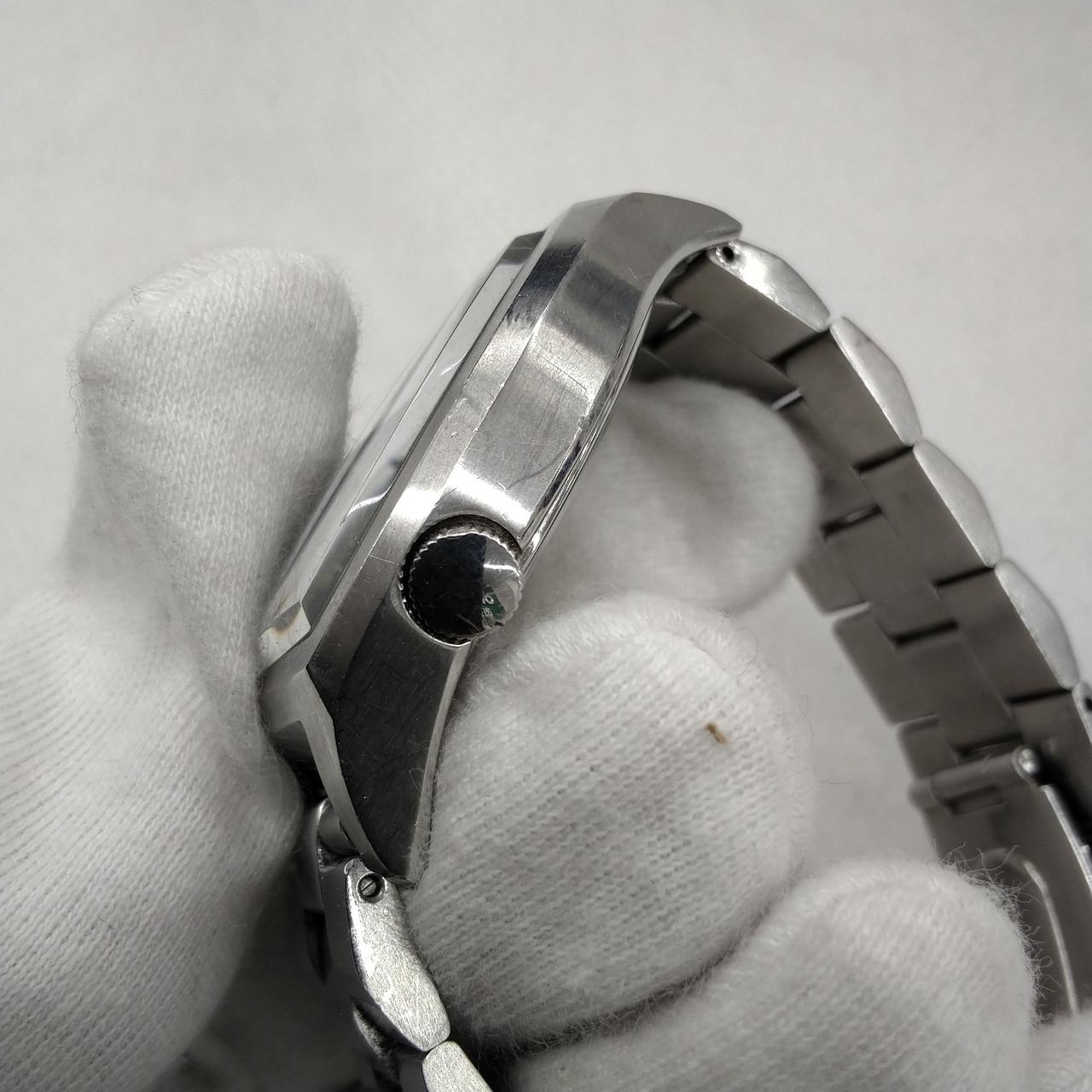 傷が多数あります。