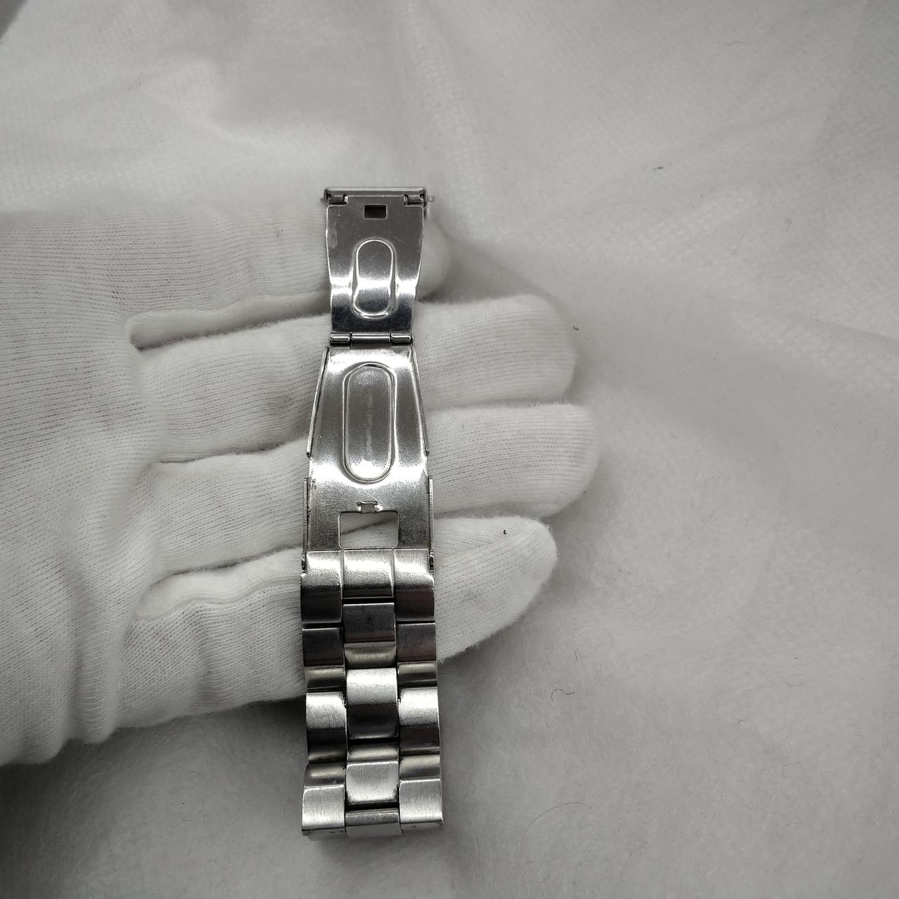 傷があります。