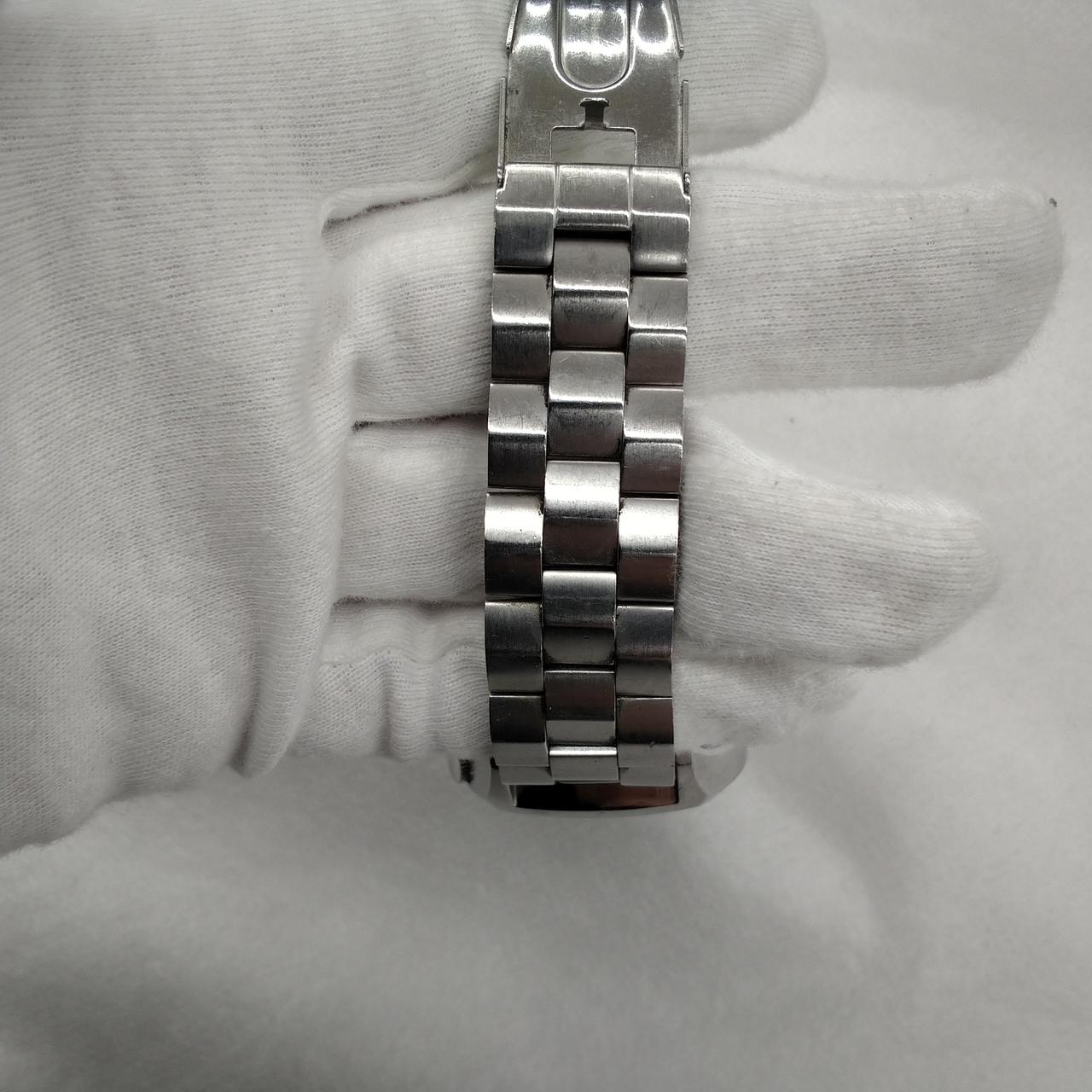 傷があります。