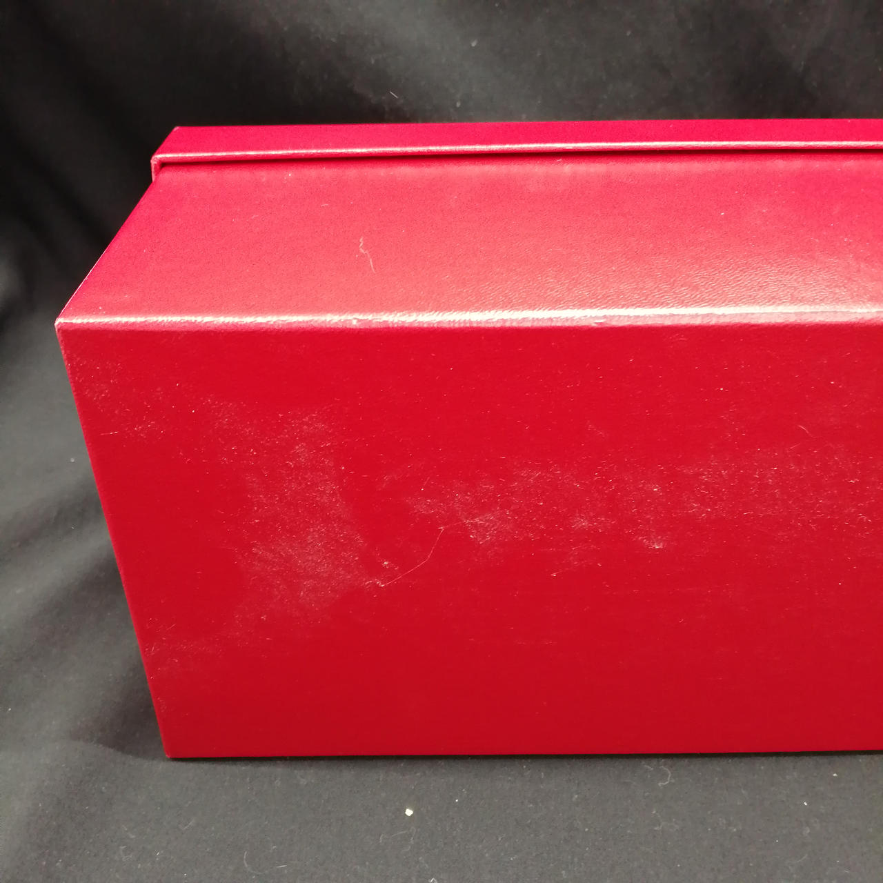 箱裏汚れあります