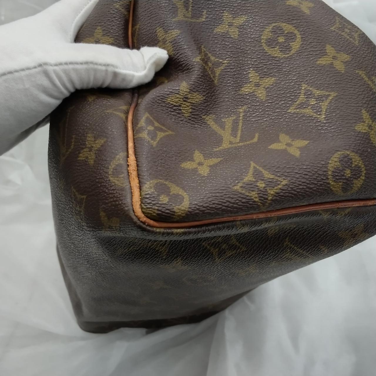 角スレが各所にみられます。