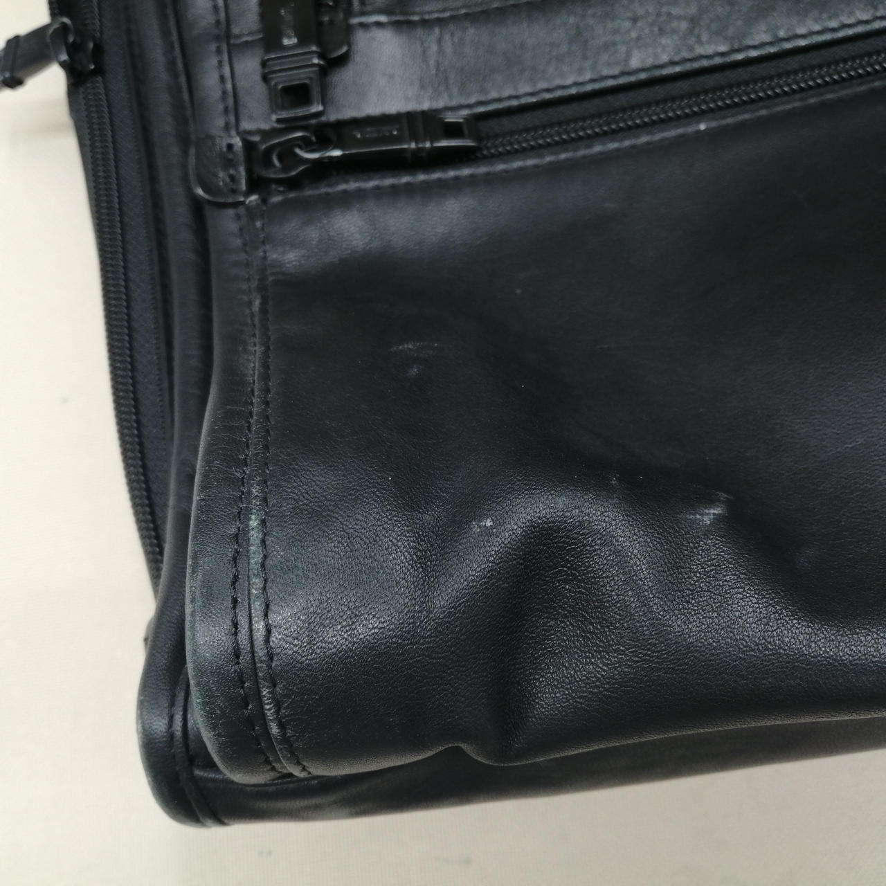 トゥミ(TUMI)|ビジネスバッグ レザー|HARDOFFオフモール（オフモ