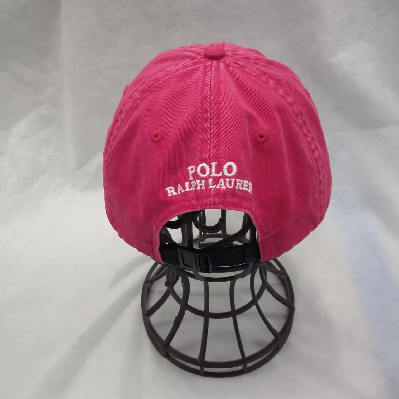 全体的に白く色落ちしています。