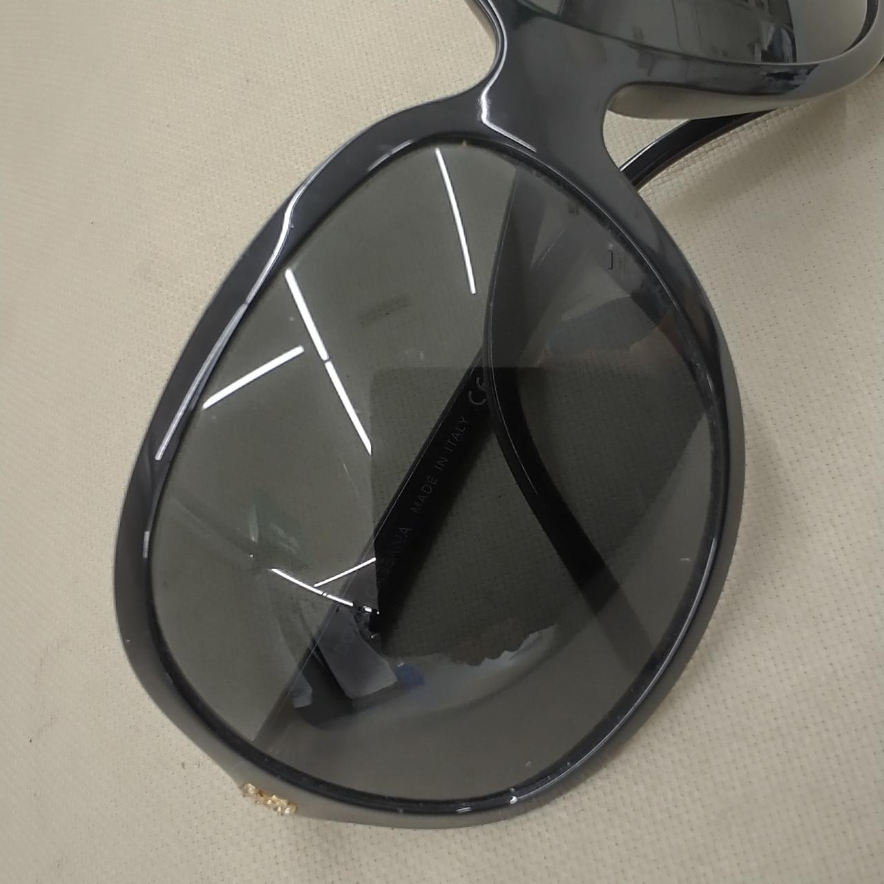 小傷スレ見られます
ロゴのストーン外れ有