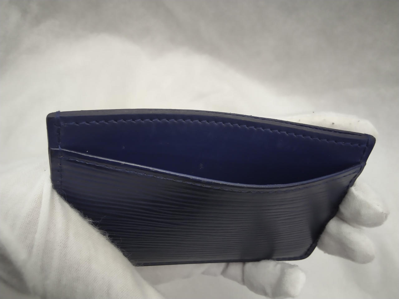 少し使用感あります